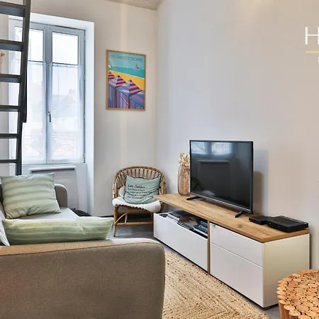 Jolie Maisonnette De 60 M2, à Quelques Pas De La Casa de Férias